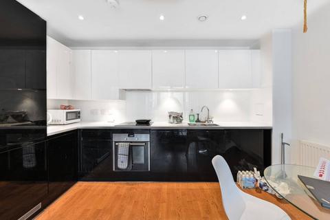 1 bedroom flat for sale, Discovery Tower, Canning Town, London, E16