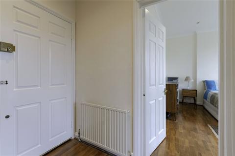 1 bedroom flat to rent - Greencroft Gardens, London, NW6