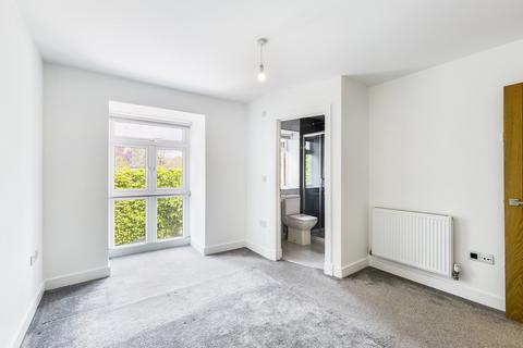 3 bedroom semi-detached house for sale, Smugglers Mews, Horsham