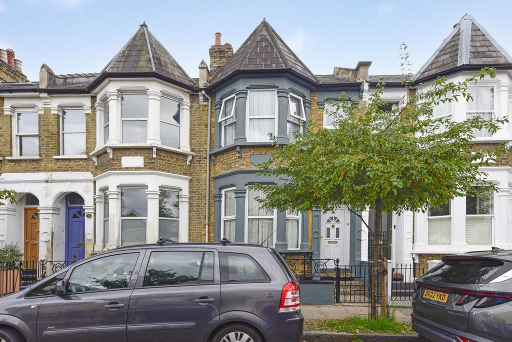 London N16 4 bed terraced house for sale £1,100,000