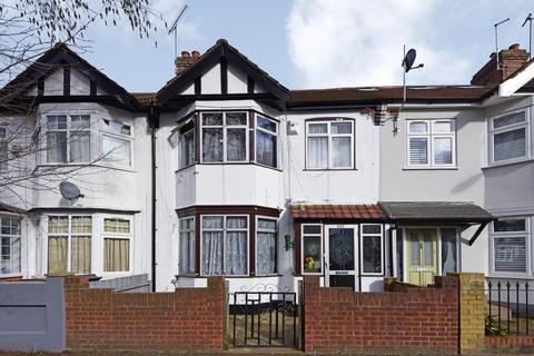 4 bedroom terraced house for sale, London E10