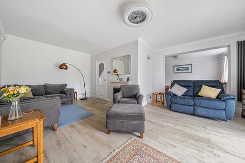 26 Bryanstone Avenue, Guildford, GU2 9UN