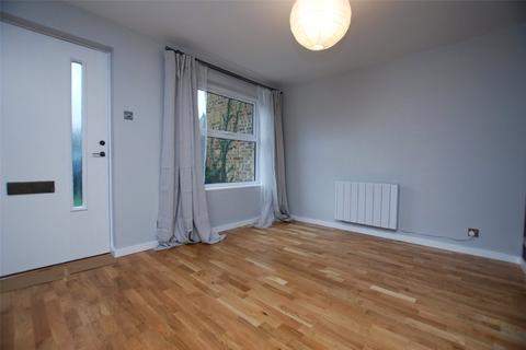 26 Bradfield Close, Guildford, GU4 7YT