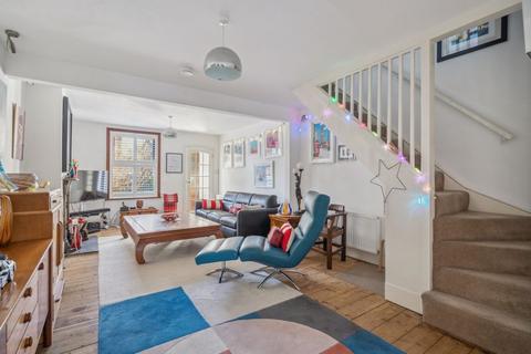27 Albion Road, Chalfont St Giles, HP8 4EW