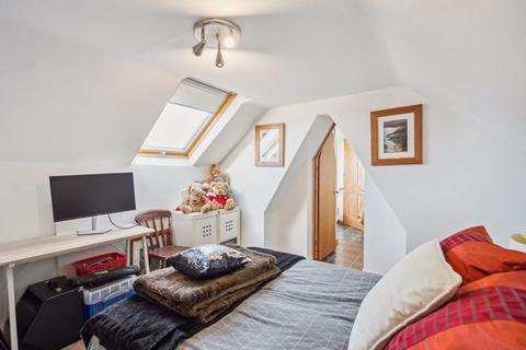 27 Albion Road, Chalfont St Giles, HP8 4EW