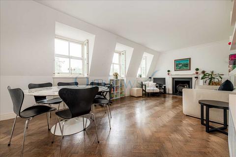 3 bedroom apartment to rent, Stanhope Gardens, London