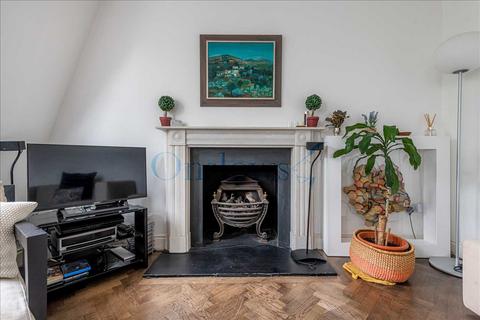 3 bedroom apartment to rent, Stanhope Gardens, London