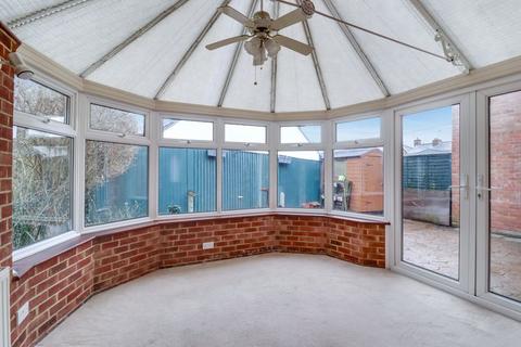 13 Hutton Close, Windlesham, GU20 6DN