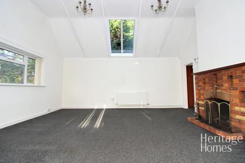 2 bedroom bungalow for sale - Folgate Lane, Norwich, NR8