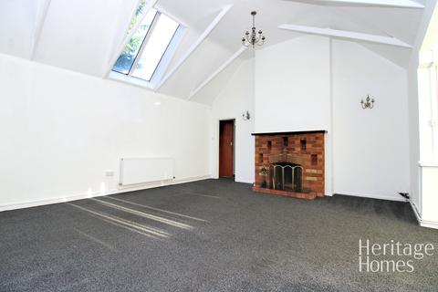 2 bedroom bungalow for sale, Folgate Lane, Norwich, NR8