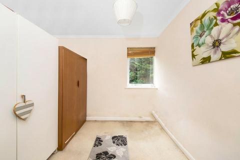 Hawthorn Cottage Bramley Hill, South Croydon, CR2 6LT