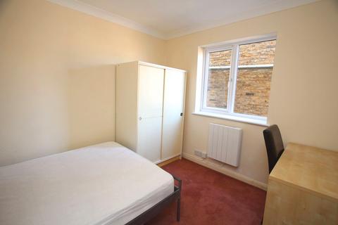 4 bedroom flat to rent, Surbiton Road, Kingston upon Thames KT1