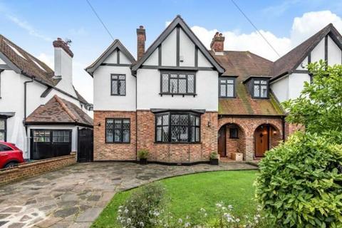 5 bedroom semi-detached house to rent - Greencourt Road, Orpington BR5