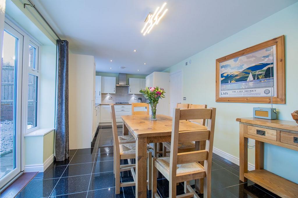 Barnard Castle DL12 4 bed detached house for sale £375,000