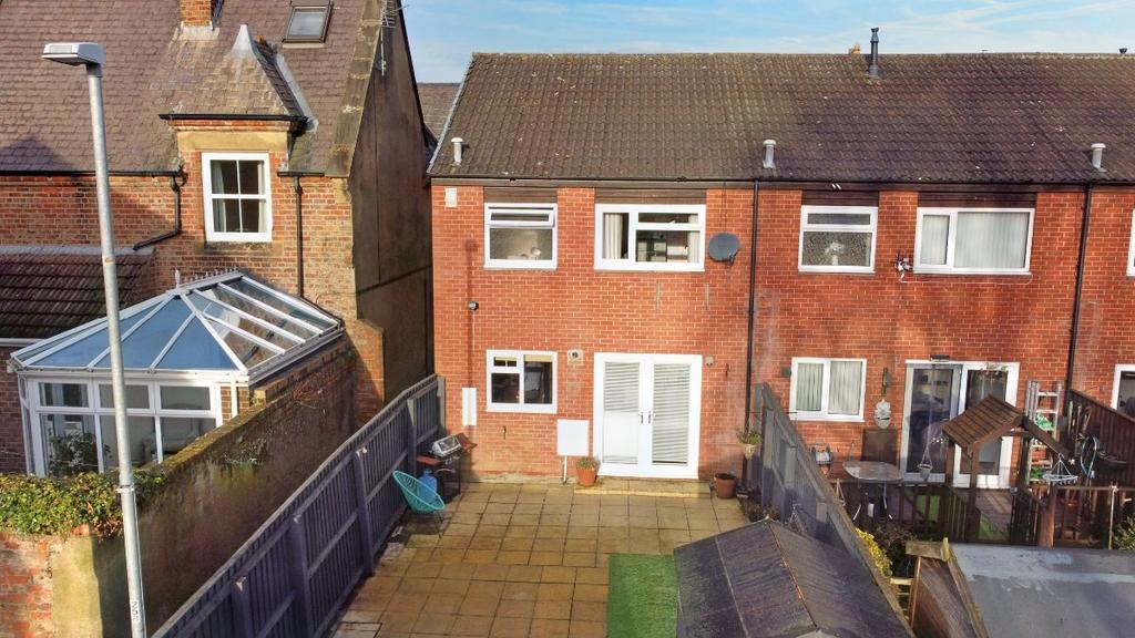 Middleton St. Darlington DL2 3 bed terraced house for sale £