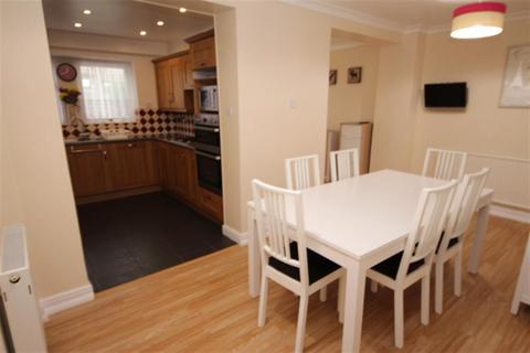 4 bedroom end of terrace house to rent - Almond Way, Downend, Bristol, BS16 5QN