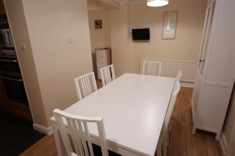 4 bedroom end of terrace house to rent - Almond Way, Downend, Bristol, BS16 5QN