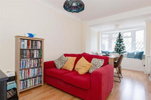 5 Kingfisher Close, Worthing, BN13 2TX