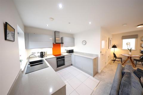 2 bedroom apartment for sale - Martins Court, Hull