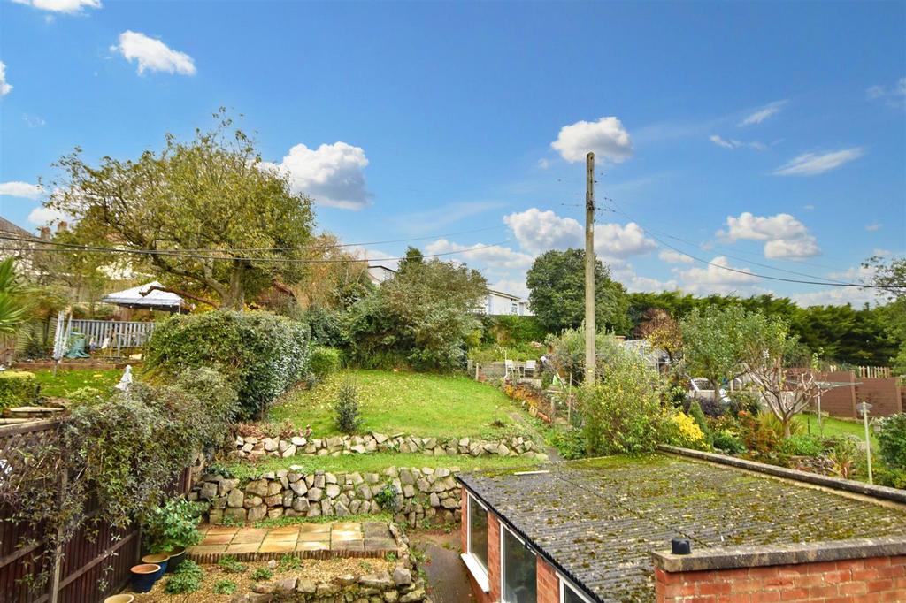Beach Road East, Portishead 3 bed semidetached house for sale £375,000