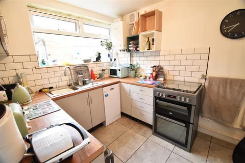 3 bedroom semi-detached house for sale - Beach Road East, Portishead