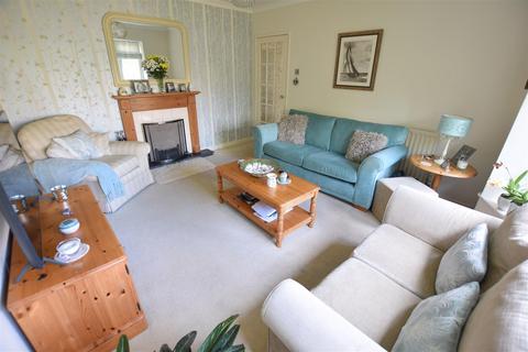 70 Mendip Road, Portishead, Bristol, BS20 6DG
