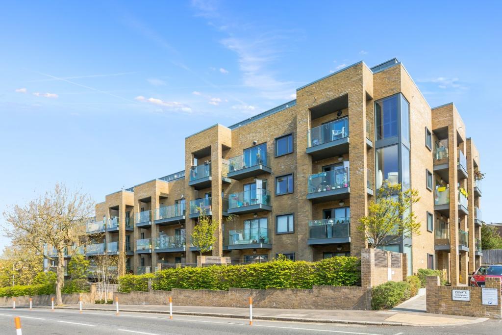 Hove Park Road, Hove 1 bed apartment for sale £340,000