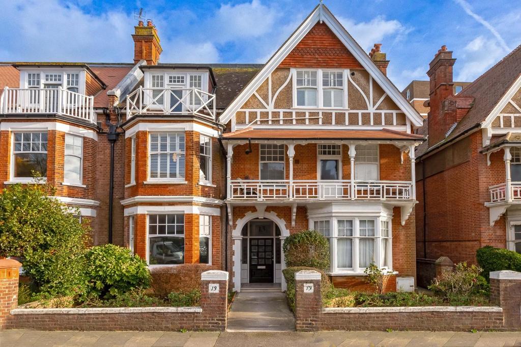 Third Avenue, Hove 1 bed apartment for sale £325,000