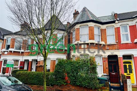 3 bedroom terraced house for sale - Kitchener Road, London