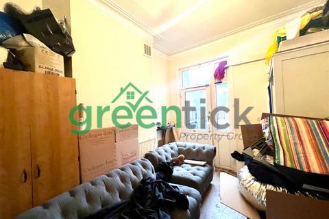 3 bedroom terraced house for sale - Kitchener Road, London