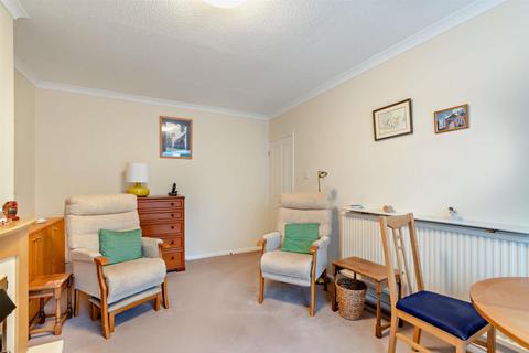 18 Biddenden Close, Bearsted, Maidstone, ME15 8JP