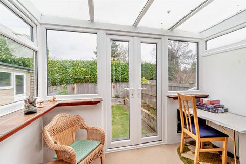 18 Biddenden Close, Bearsted, Maidstone, ME15 8JP