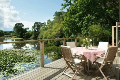 2 bedroom lodge for sale, Indio Lake, Bovey Tracey, Newton Abbot