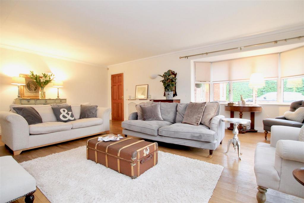 Manor Park, Hougham, Grantham 4 bed detached house for sale £575,000