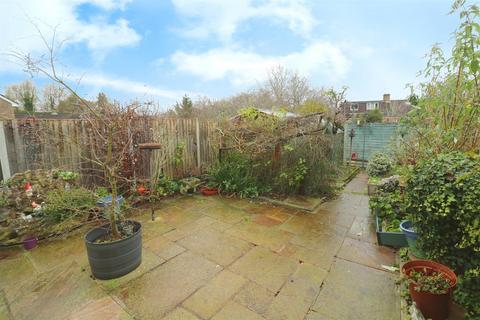 6 Fold Croft, Harlow, CM20 1SD