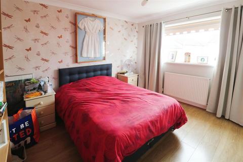 51 Tithelands, Harlow, CM19 5NB