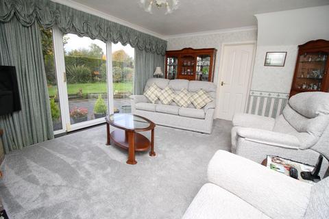 3 bedroom detached house for sale - Family home in Langford village