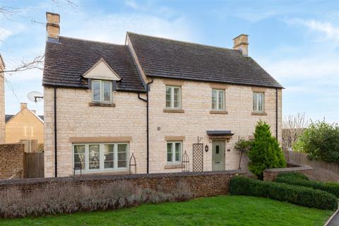 5 bedroom detached house for sale - Savory Way, Cirencester GL7
