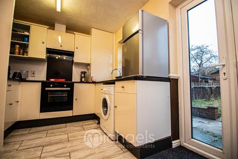 2 bedroom terraced house for sale - Keeble Way, Braintree, CM7