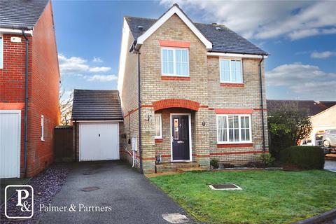 17 Burnet Close, Pinewood, Ipswich, IP8 3TN