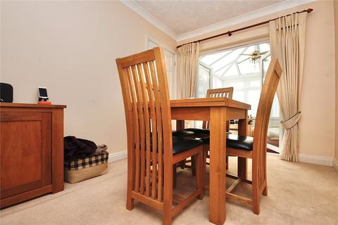 17 Burnet Close, Pinewood, Ipswich, IP8 3TN