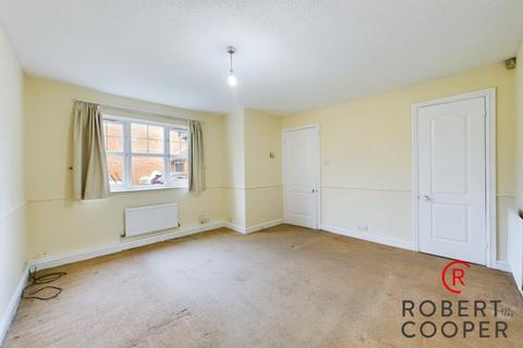 3 bedroom semi-detached house for sale - Wilder Close, Eastcote, Ruislip, Middlesex, HA4