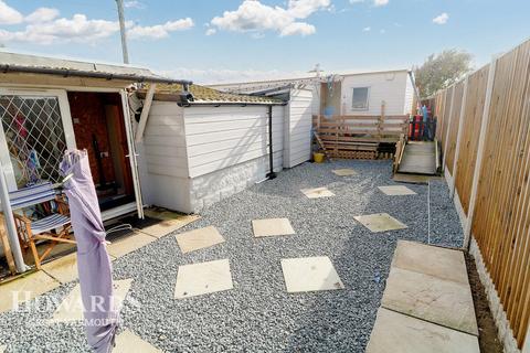 2 bedroom detached bungalow for sale, The Glebe, Hemsby