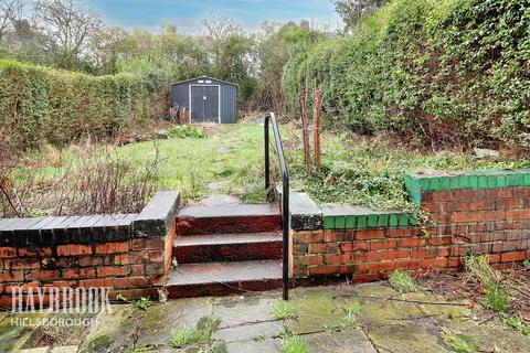 383 Halifax Road, Sheffield, S6 1AF