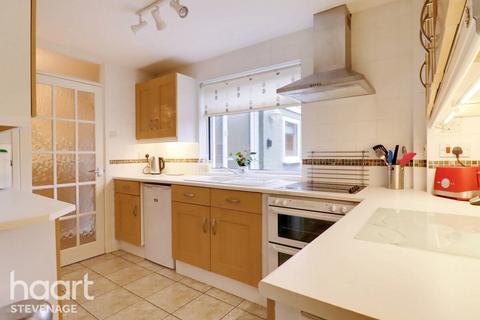 3 bedroom terraced house for sale - Verity Way, Stevenage