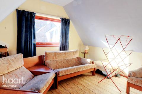 65 Colegate, Norwich, NR3 3AS