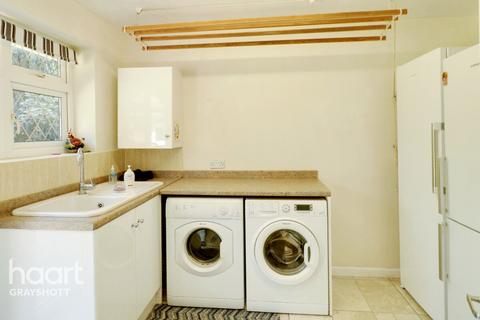 Kismet Tower Road, Hindhead, GU26 6SW