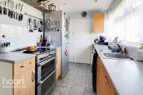 2 bedroom apartment for sale - Salcombe Road, London