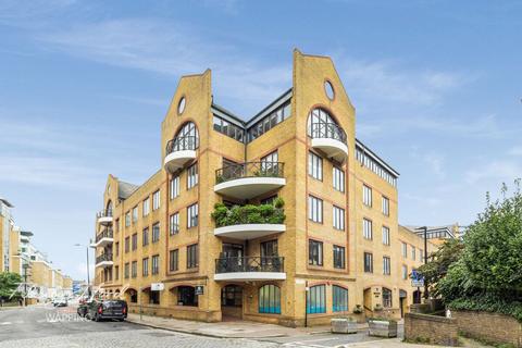 1 bedroom apartment for sale, Hermitage Court, Knighten Street, Wapping, E1W