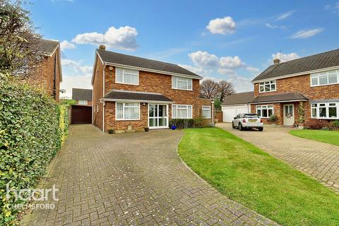 4 bedroom detached house for sale, Bishops Court Gardens, Chelmsford